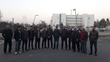 İş&ccedil;iler TP m&uuml;d&uuml;r&uuml; ile g&ouml;r&uuml;şt&uuml;