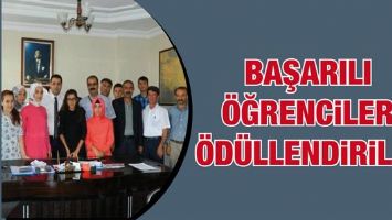 BAŞARILI &Ouml;ĞRENCİLER &Ouml;D&Uuml;LLENDİRİLDİ