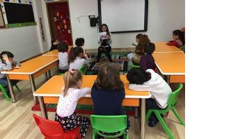&Ouml;ĞRENCİLER DEĞERLERİNİ &Ouml;ĞRENİYOR