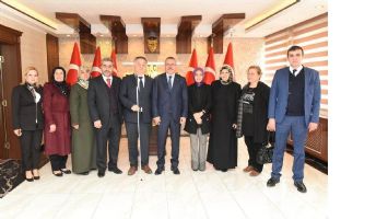 Beyazay&rsquo;dan Vali&rsquo;ye ziyaret