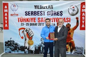EN CENTİLMEN ANTREN&Ouml;R; KAY