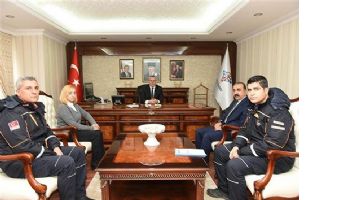 BATMAN VALİ'SİNE DEPREM HAFTASI ZİYARETİ