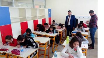 FEN BİLİMLERİNDE BURS YARIŞI SONLANDI