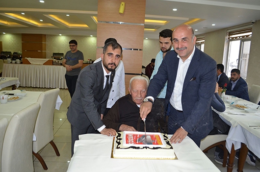 &Ccedil;&Ouml;Z&Uuml;M, 4. YAŞINI KUTLADI