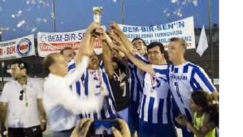 BİRİMLER ARASI VOLEYBOL TURNUVASI D&Uuml;ZENLENDİ&hellip;