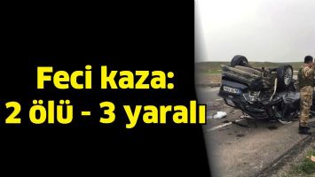 FECİ KAZA: 2 &Ouml;L&Uuml;, 3 YARALI