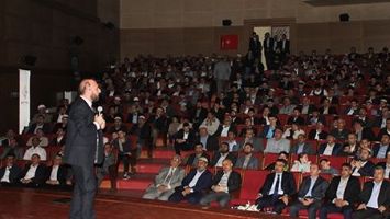 M&Uuml;FT&Uuml;L&Uuml;K&rsquo;TEN &Ccedil;ANAKKALE KONFERANSI