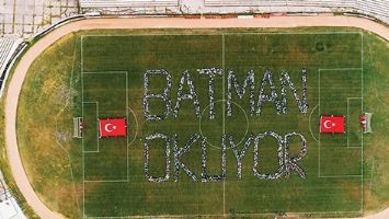 BATMAN OKUYOR...