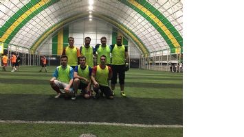 KURUMLAR, FUTBOLDA YARIŞIYOR