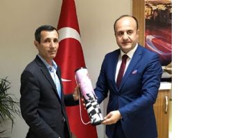 27 Okula 270 Satran&ccedil; Takımı