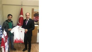 EREN&rsquo;E MİLİ TAKIM FORMASI