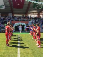 PETROLSPOR MANİSA&rsquo;NIN ŞAMPİYONLUĞUNU KUTLADI