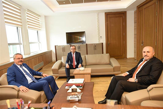 VALİ&rsquo;DEN ADLİYE ZİYARETİ