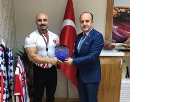 SİPAHİOĞLU AVRUPA İKİNCİSİ