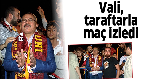 VALİ, TARAFTARLA MA&Ccedil; İZLEDİ