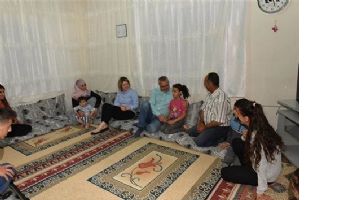 EV ZİYARETLERİNE DEVAM...