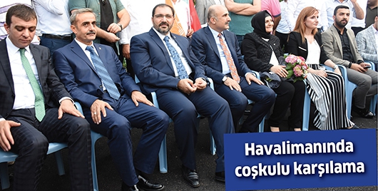 HAVALİMANINDA COŞKULU KARŞILAMA