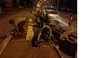 İKİK&Ouml;PR&Uuml; BELEDİYESİNDEN GECE MESAİSİ