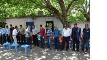 Kaymakam, k&ouml;y ziyaretlerinde