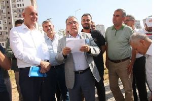 EMEKLİLER&rsquo;DEN AKSOY&rsquo;A TEŞEKK&Uuml;R
