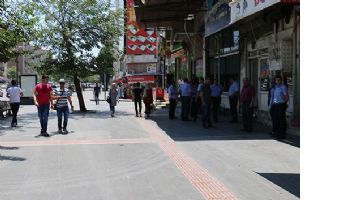 KALDIRIM İŞGALİNE İZİN YOK