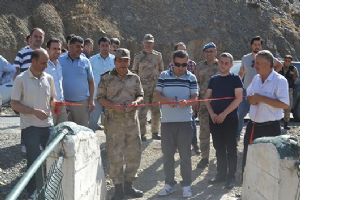 Sason'da asma k&ouml;pr&uuml; a&ccedil;ılışı