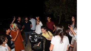 BATMAN, KANLI AY TUTULMASINI İZLEDİ