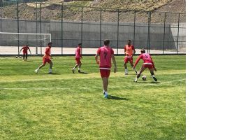 PETROLSPOR&rsquo;LU FUTBOLCULARA 3 G&Uuml;N İZİN