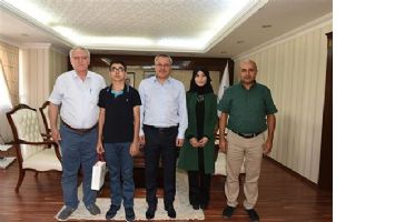 VALİ, YKS 1.&rsquo;SİNİ AĞIRLADI