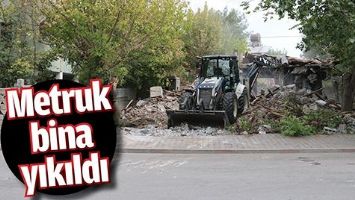 METRUK BİNA YIKILDI