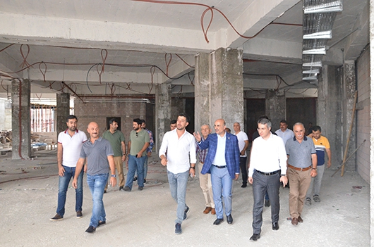 &Ouml;ZDEMİR, YENİ BİNAYI İNCELEDİ