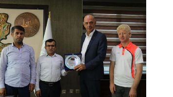 G&Ouml;RME ENGELLİLERDEN ONUR BELGESİ