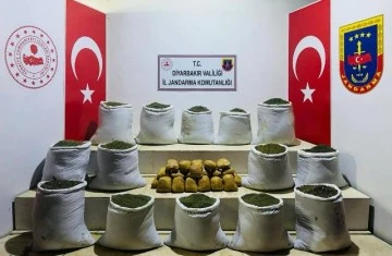 381 kilogram esrar ele ge&ccedil;irildi