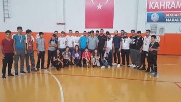 12 SPORCU, 12 MADALYA İLE D&Ouml;ND&Uuml;