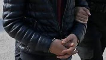 TELEVİZYON HIRSIZLARI YAKALANDI