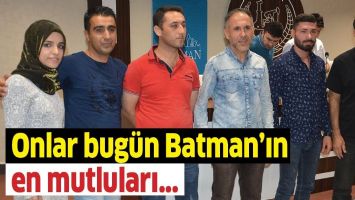 Onlar bug&uuml;n Batman'ın en mutluları...