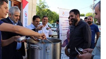 Dicle Elektrik&rsquo;ten M&uuml;şterilerine Aşure İkramı