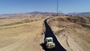 &Uuml;&ccedil; k&ouml;y yolu, 1 Milyon 180 Bin TL&rsquo;ye asfaltlandı