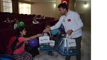 HAYRAT, İMKB İLKOKULUNA ULAŞTI