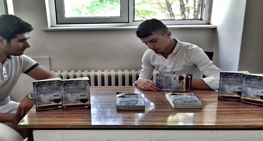 &lsquo;G&Ouml;N&Uuml;L KIRINTILARI&rsquo; RAFLARDA YERİNİ ALDI