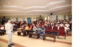 İŞ&Ccedil;İLER, &Uuml;&Ccedil; G&Uuml;NL&Uuml;K EĞİTİMDEN GE&Ccedil;İYOR