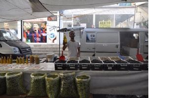ZEYTİNYAĞININ LİTRESİ 25 TL