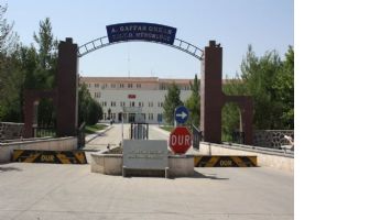 Diyarbakır'da kazara vurulan polis okulu &ouml;ğrencisi, &ouml;ld&uuml;