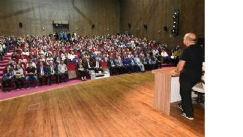 İKİ YAZAR, OKURLARIYLA BULUŞTU