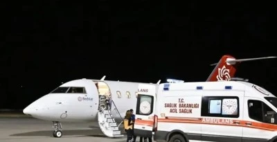 4 aylık bebek u&ccedil;ak ambulansla İstanbul'a sevk edildi