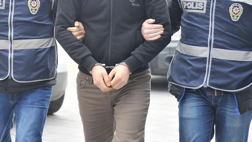 4 ş&uuml;pheli g&ouml;zaltına alındı