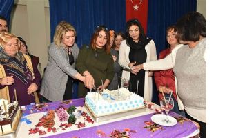 OLCAY DENİZ&rsquo;DEN S&Uuml;RPRİZ KUTLAMA