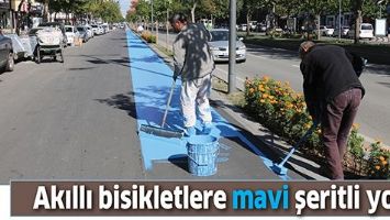 AKILLI BİSİKLETLERE MAVİ ŞERİTLİ YOL