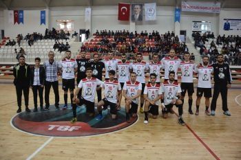 Demir Adamlar&rsquo;a nazar değdi