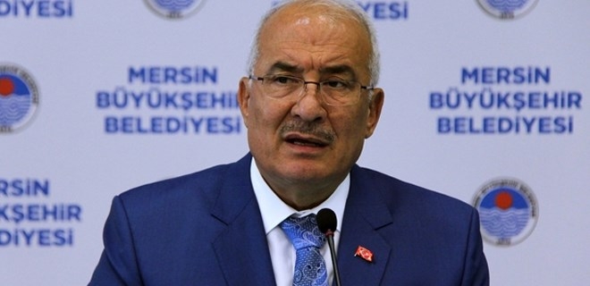 MHP Mersin Belediye Başkanı partisinden istifa etti